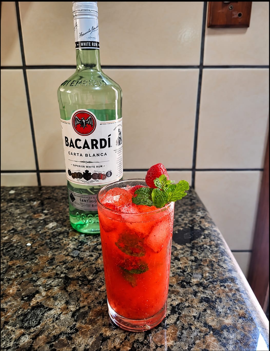 Fotografia do coquetel Mojito de morango